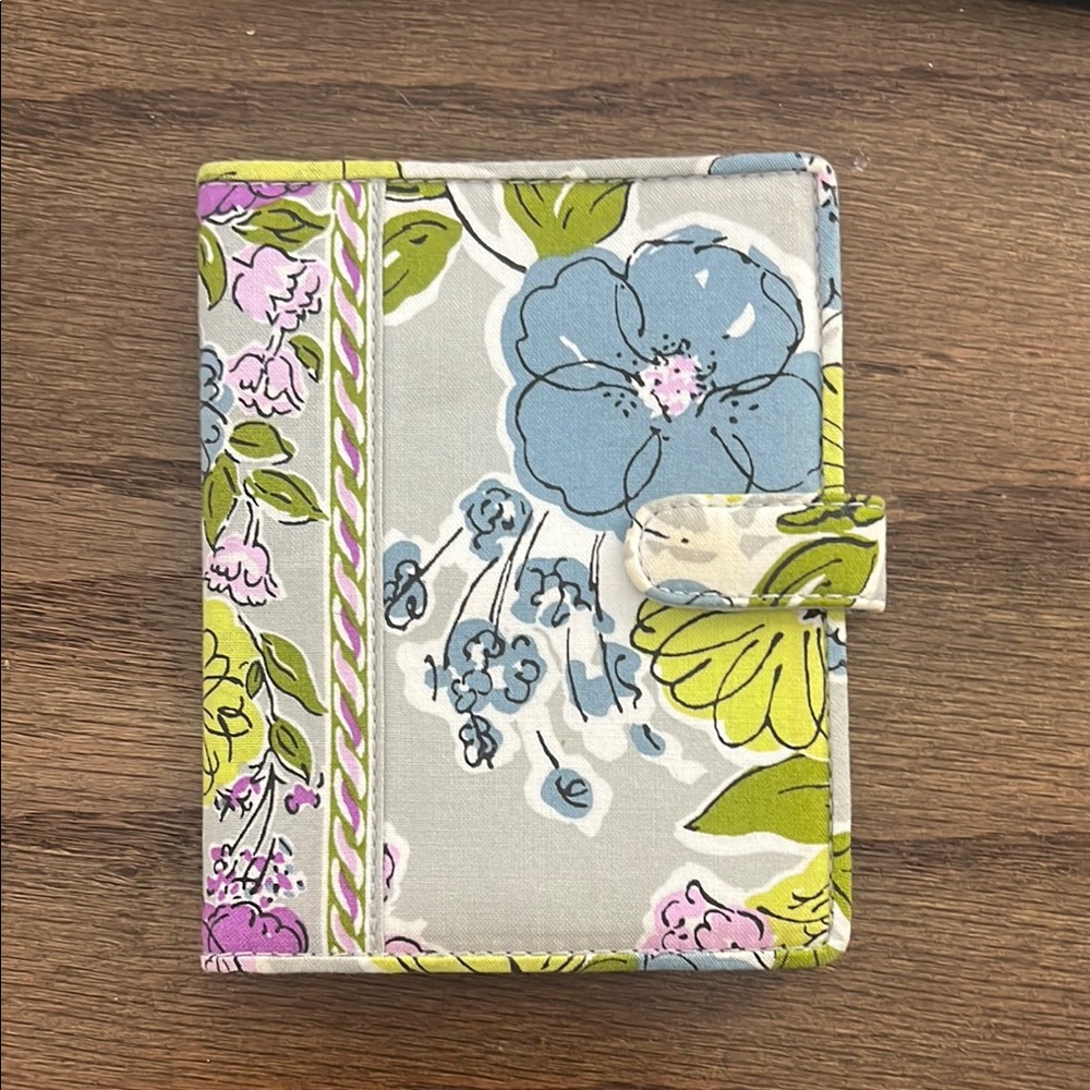 Floral Patterned Vera Bradley Passport Holder